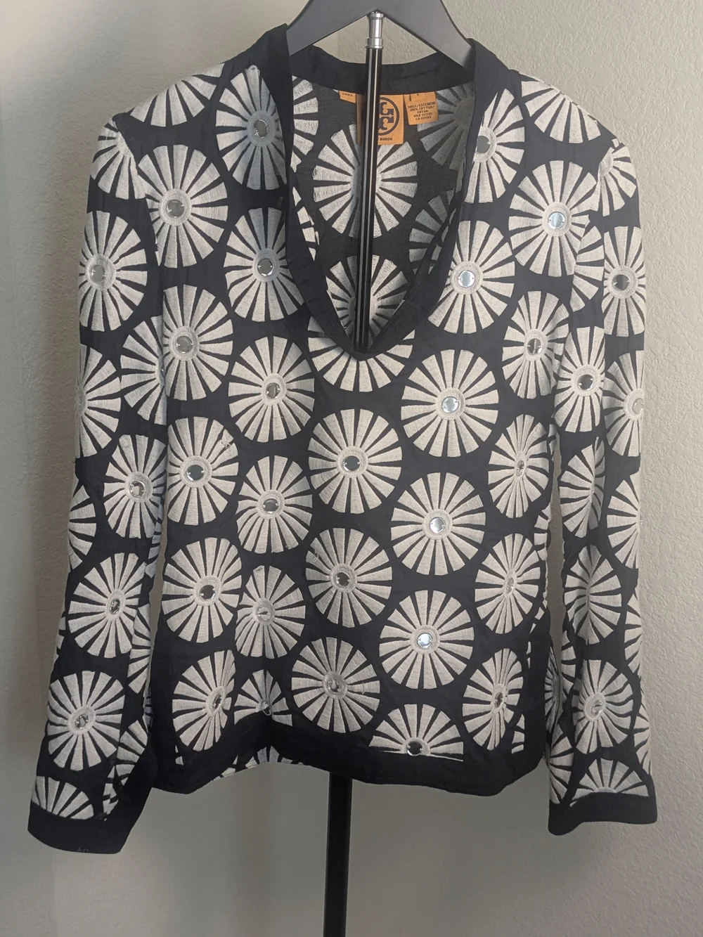 Tory Burch Embroidered Mirror Appliqué Navy Ivory Cotton Long Sleeve Top Size 6